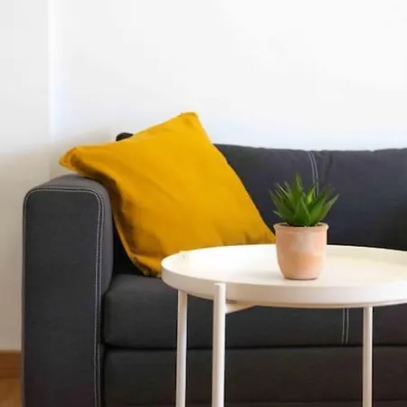Comfortable In La Cala Apartment